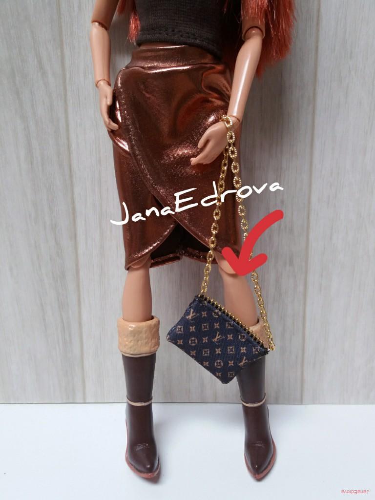 Kabelka pro Barbie , styl LV