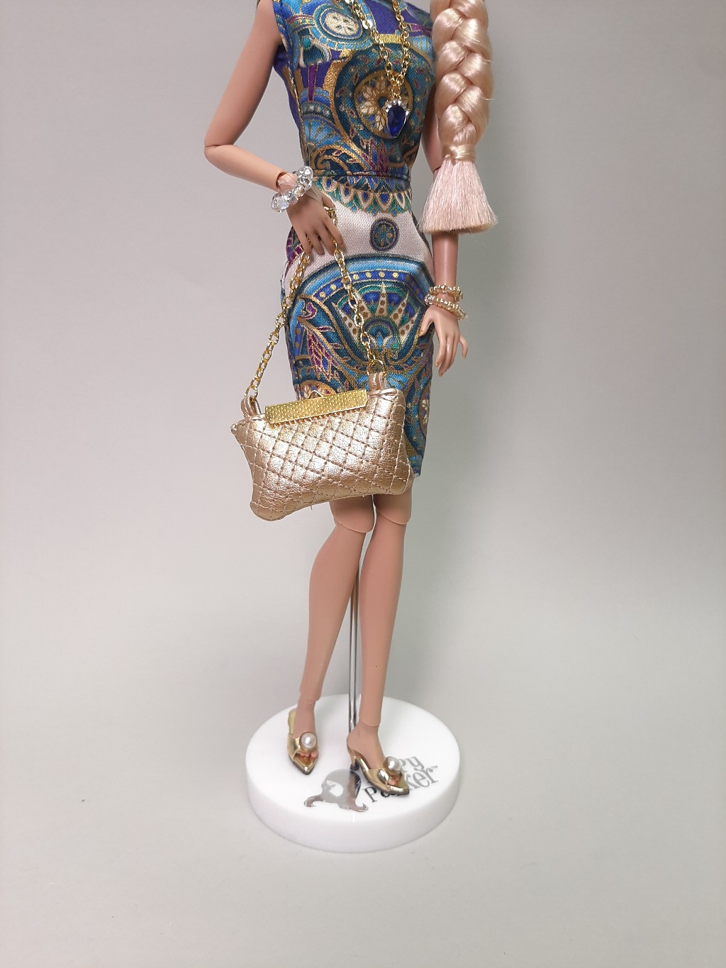 Zlatá luxusní kabelka pro panenky