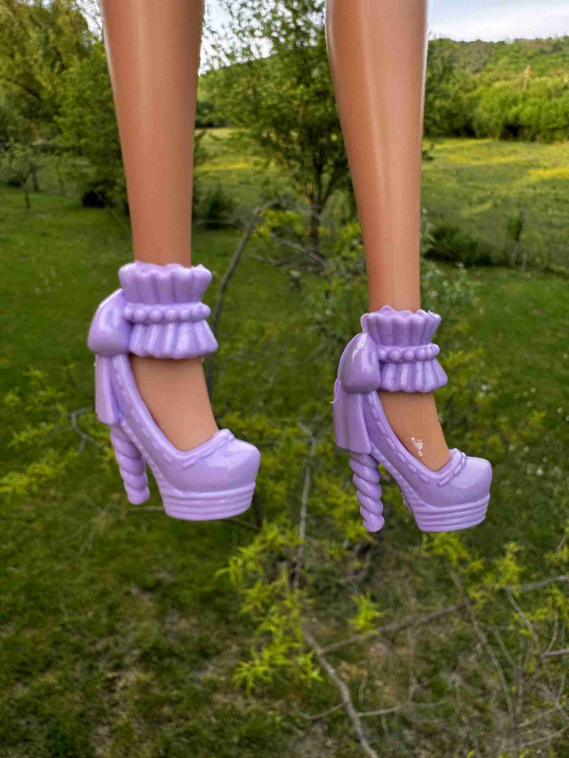 Oblečky pro panenky | Střevíčky Fialové na platformě – Ruffle & Bow Edition pro Barbie