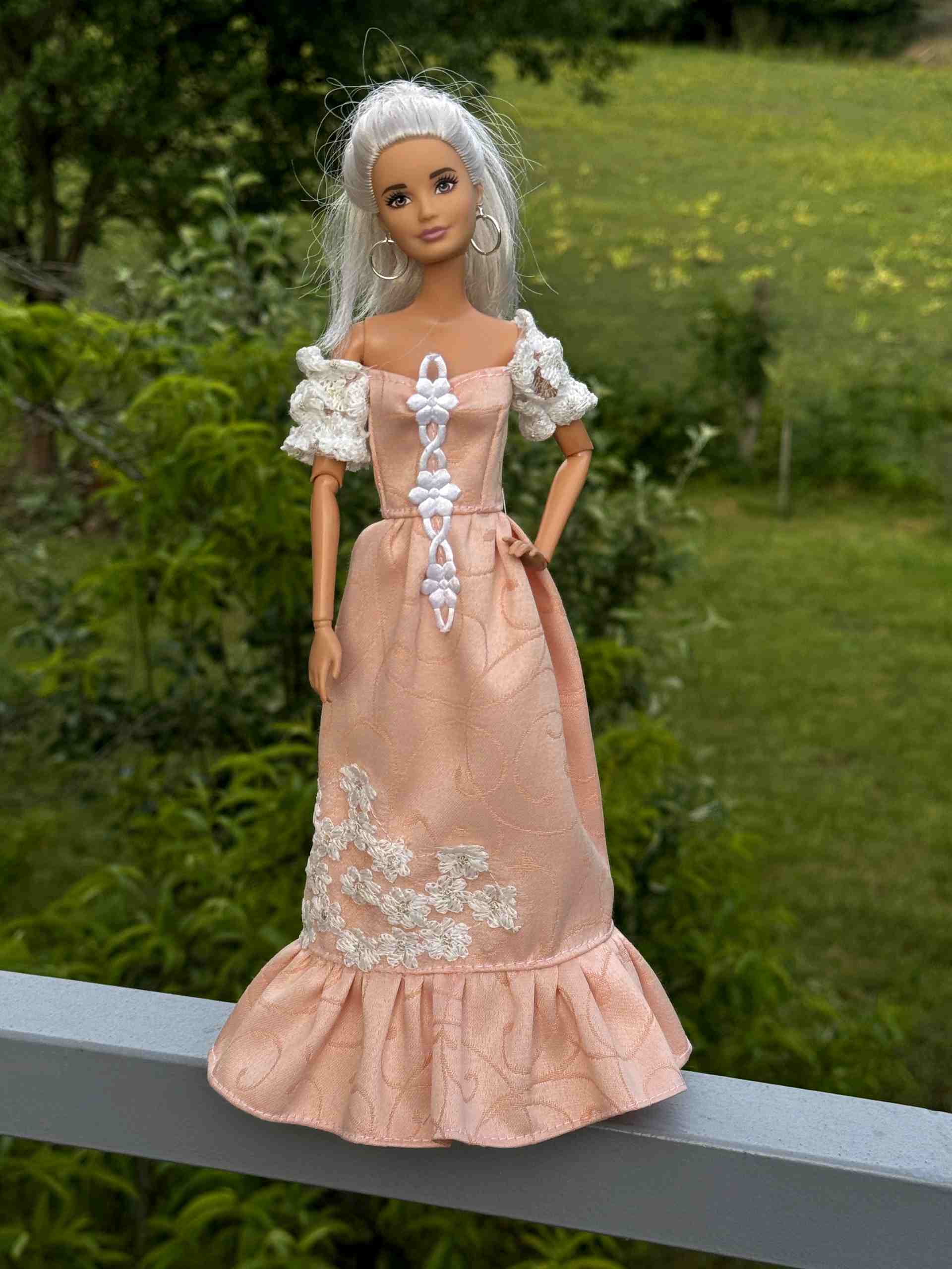 Oblečky pro panenky | Šaty PRINCEZNOVSKÉ pro Barbie