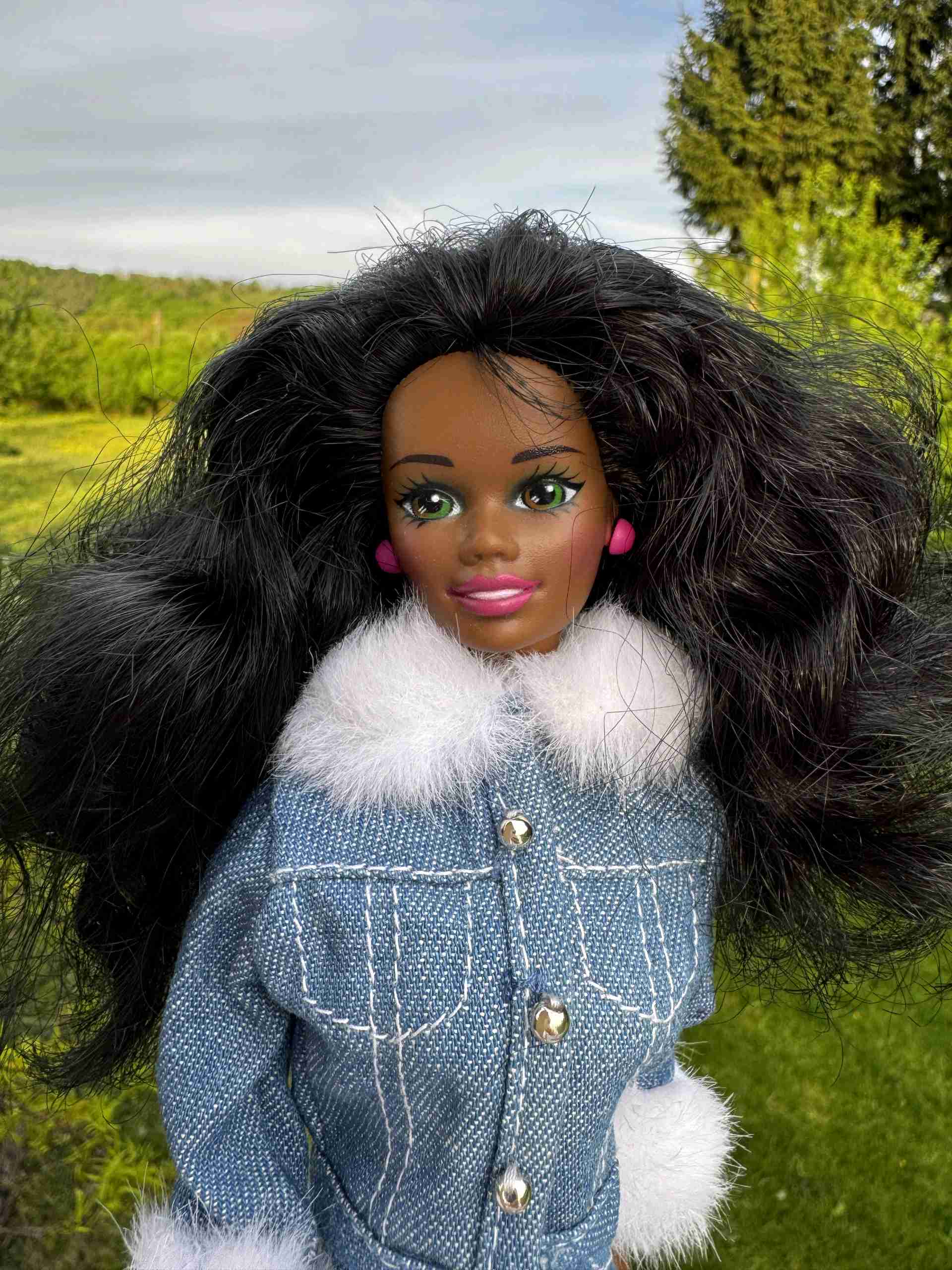 Barbie Retro Christie (Asha) – Winter Denim Style (1995)