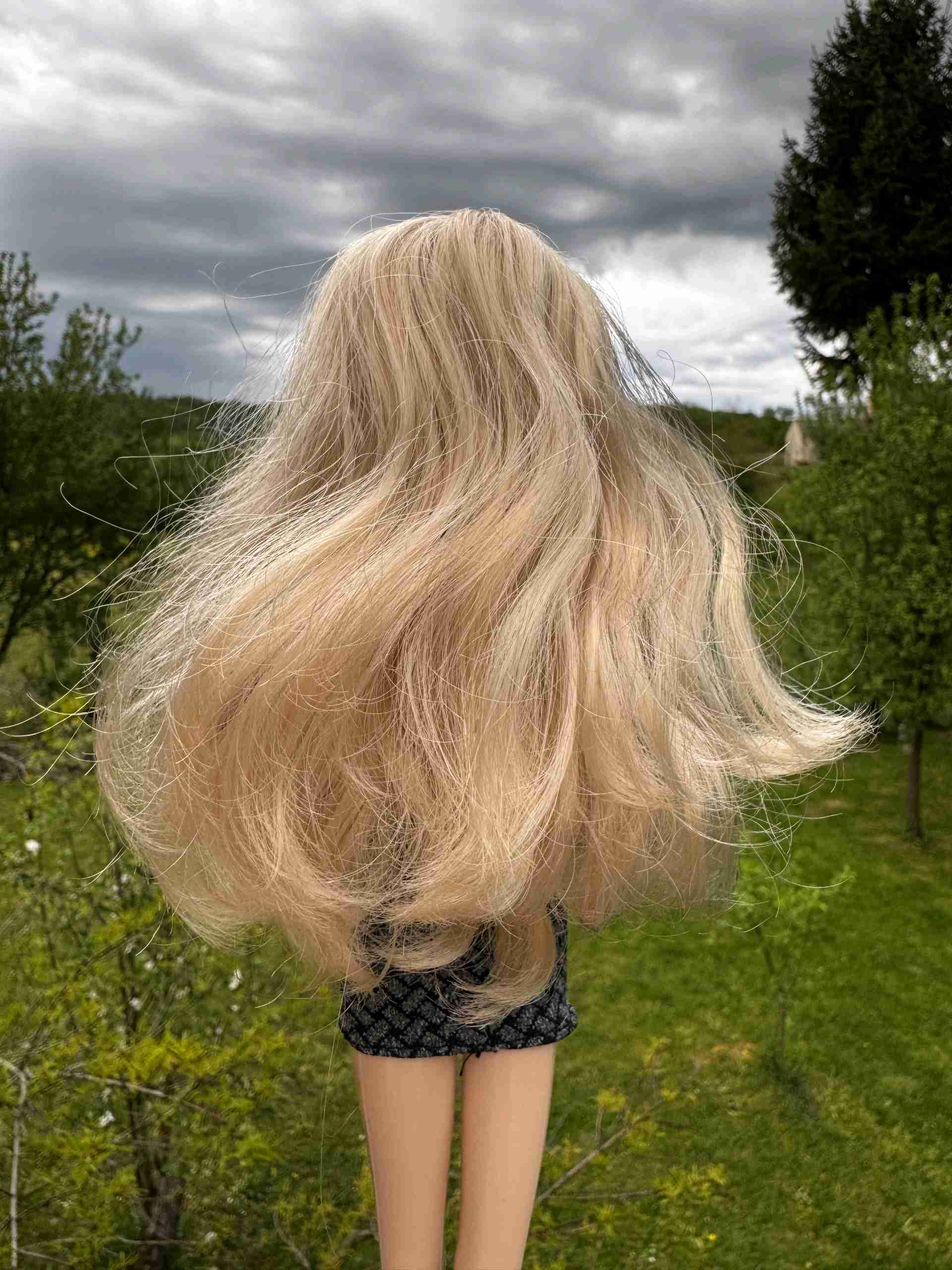 ​Sběratelská Barbie The Barbie Look: City Shopper (Black Label)