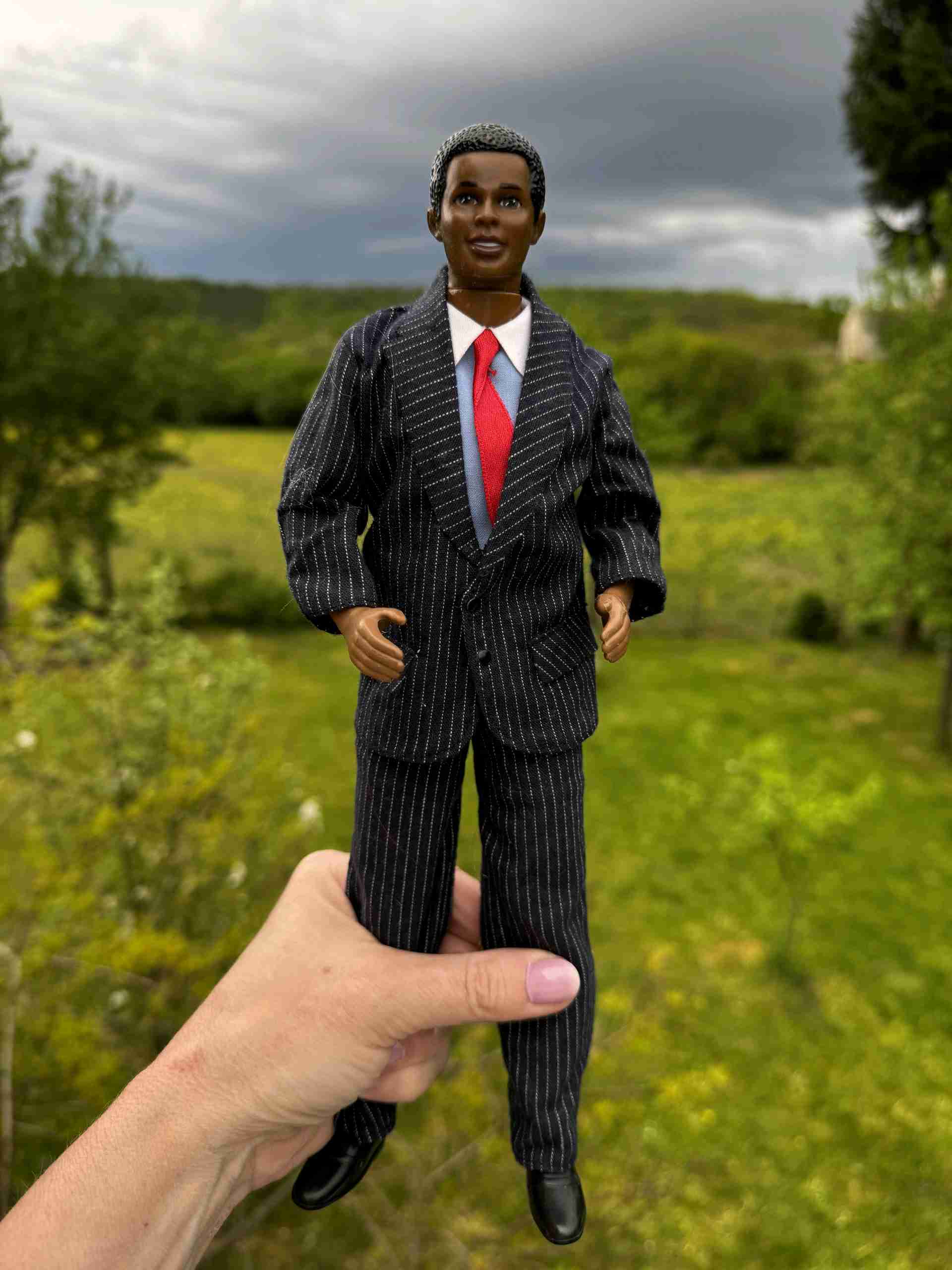 Sběratelský čenošský Ken Mattel: Steven v manažerském obleku (90. léta)